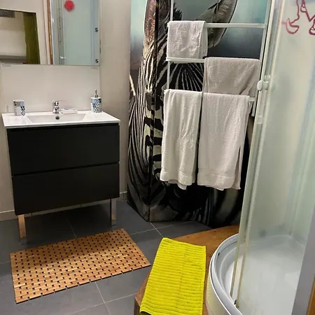 Les Volets Bleus Apartamento *